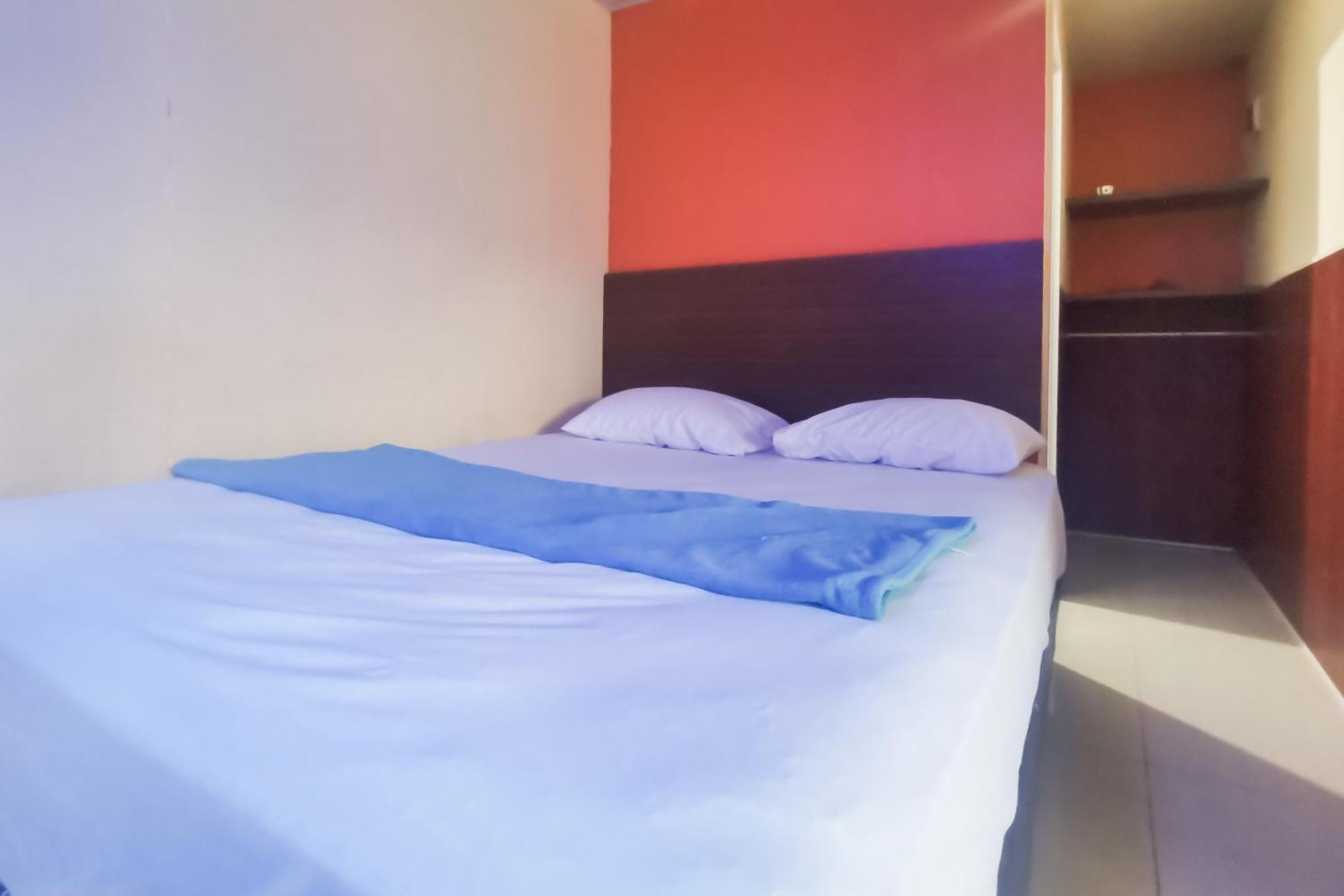 Hotel Container Inn Mitra Reddoorz Gadok Exterior foto